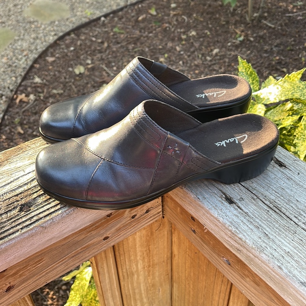 Clarks Laurieann Ella Mules Clogs